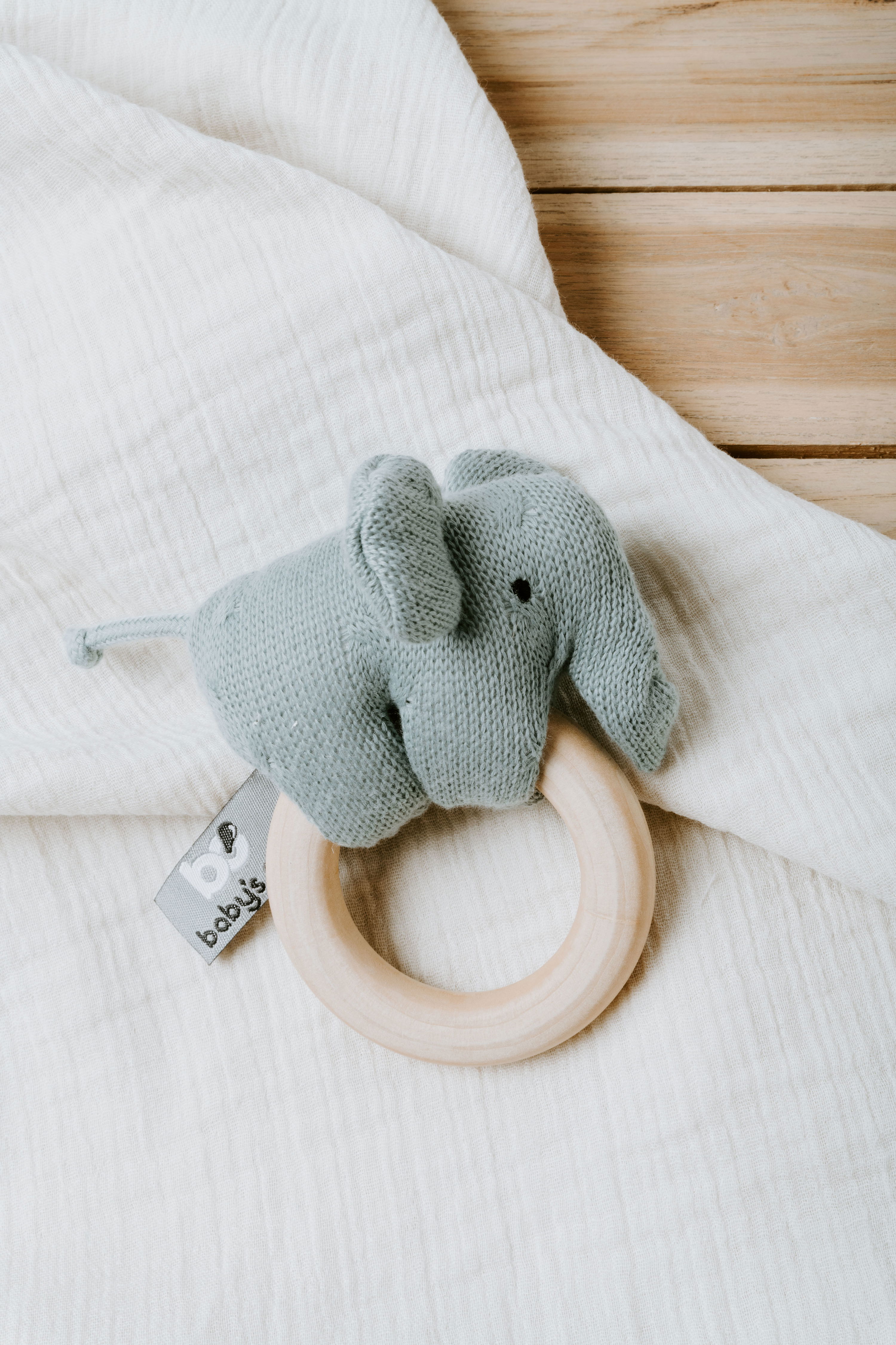 Wooden rattle elephant stonegreen