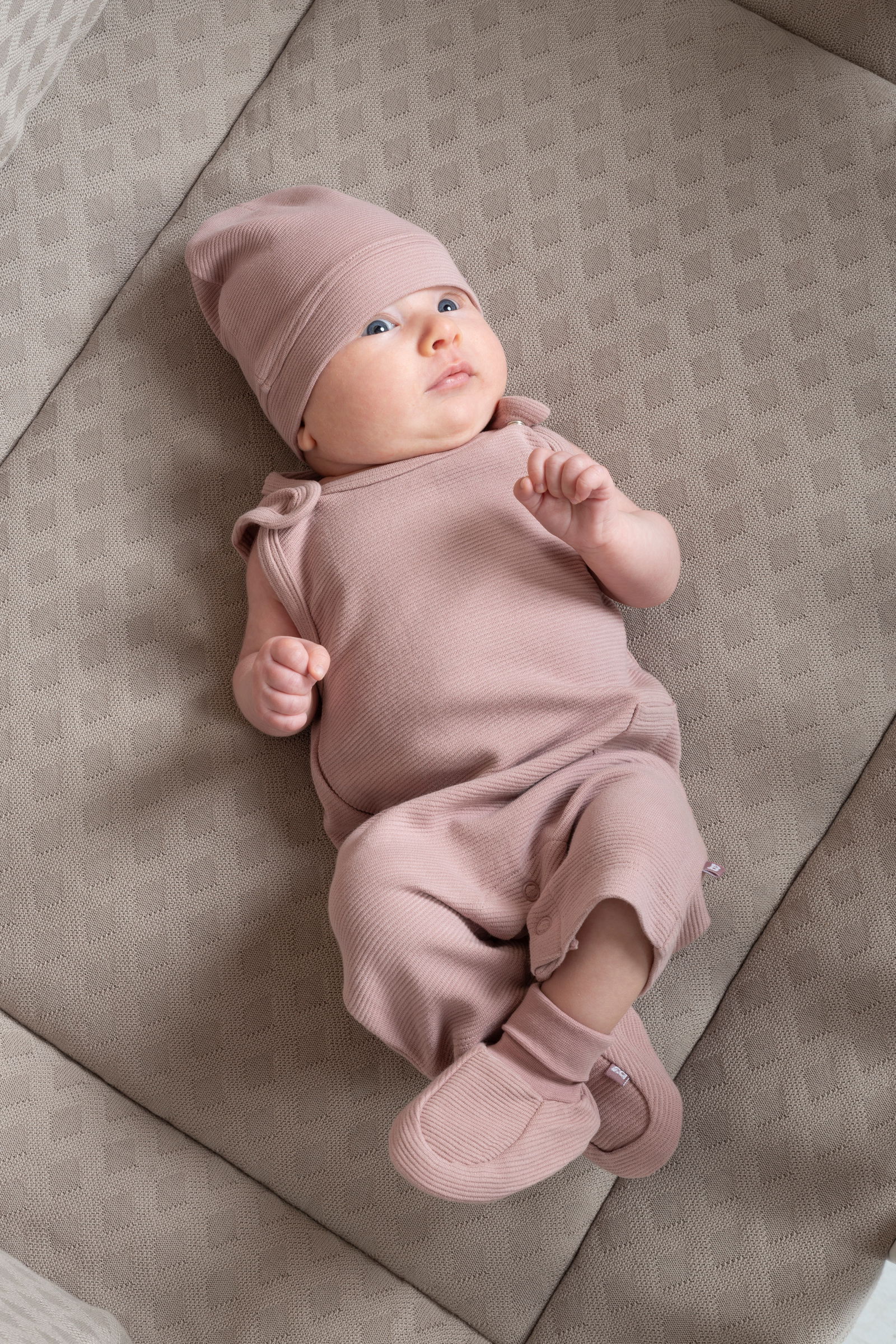 Mutsje Pure oud roze - 3-6 mnd