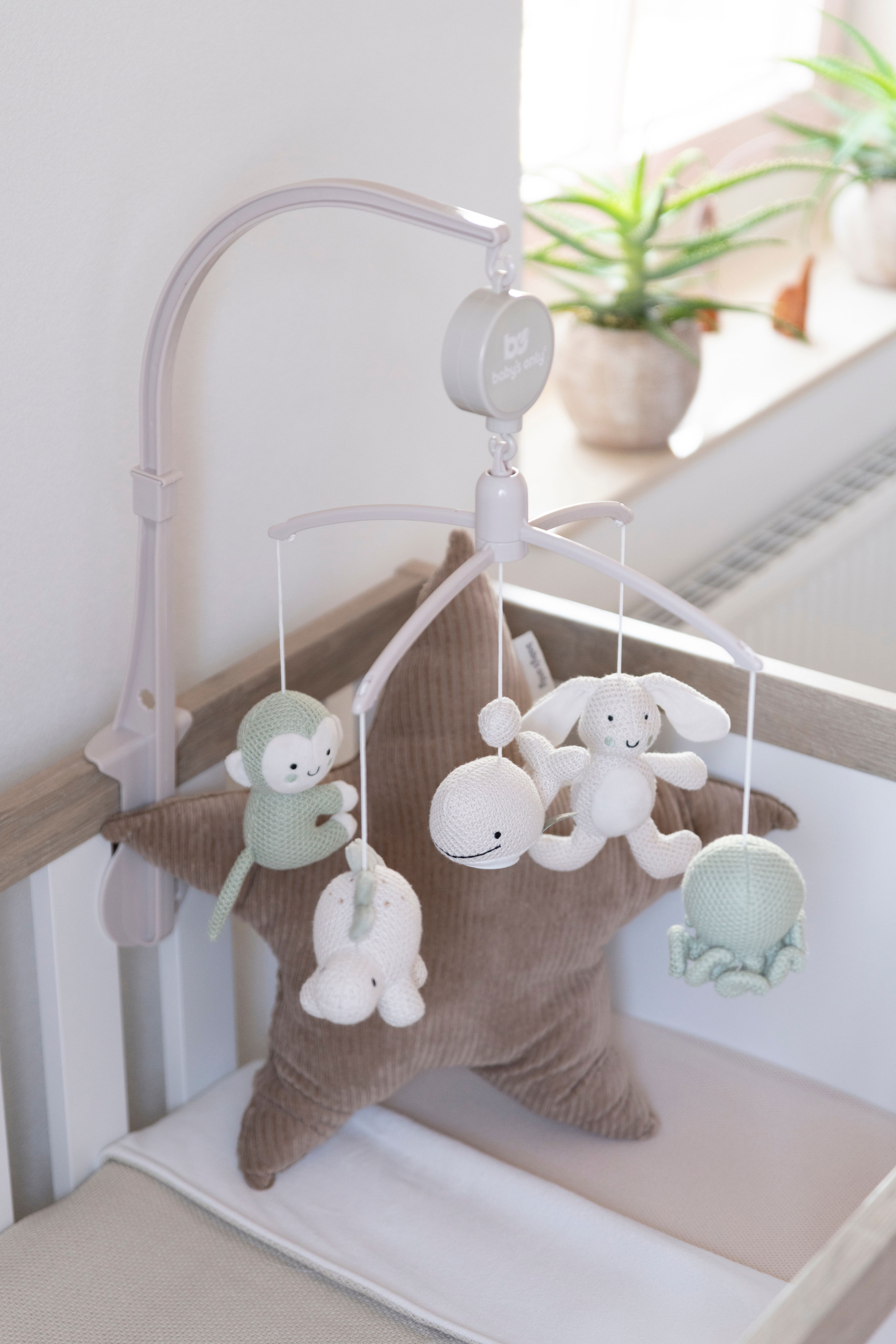 Muziekmobiel Animals laurel green/warm linen