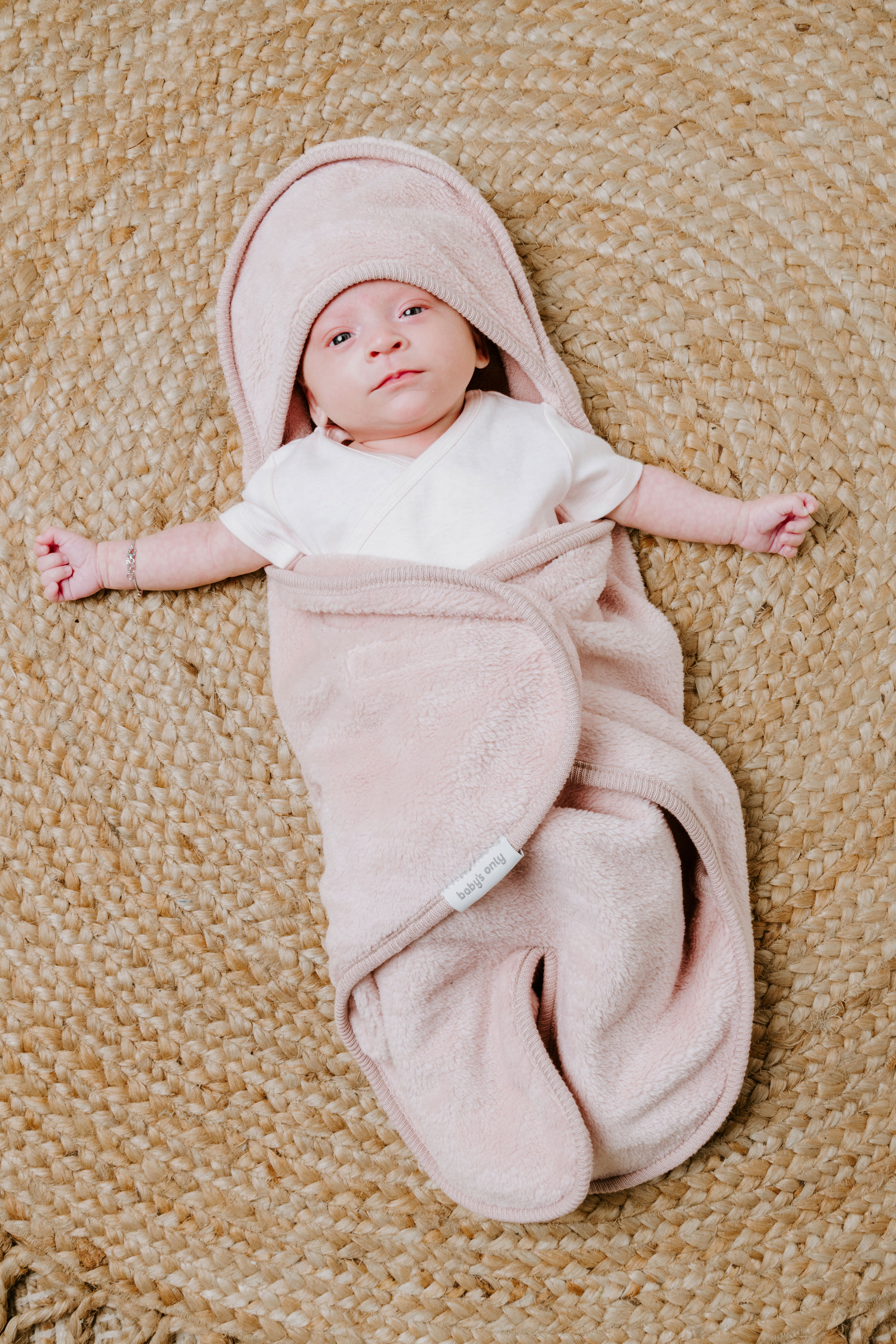 Hooded baby blanket with feet Cozy misty blue