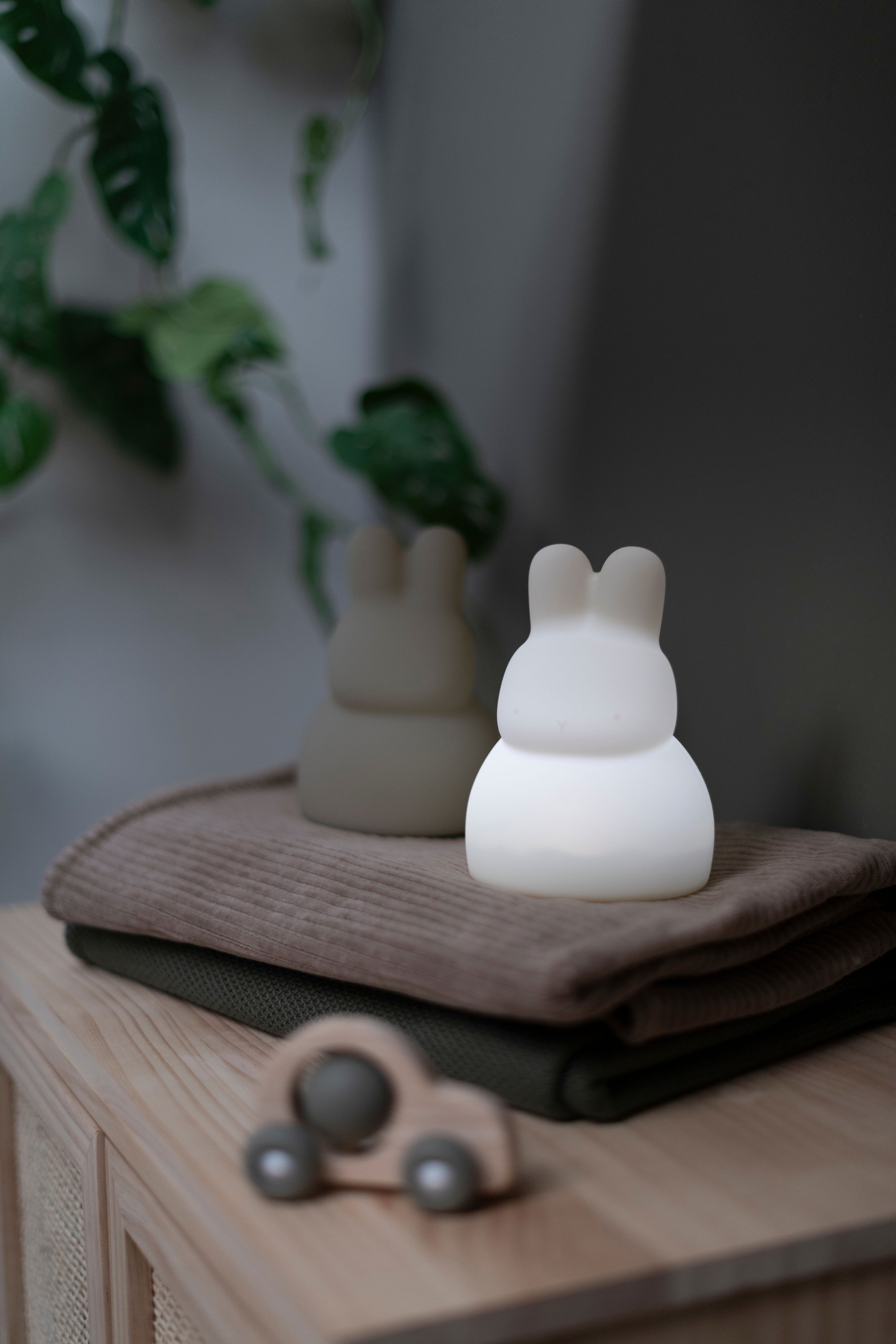 Night light rabbit warm linen - With Music