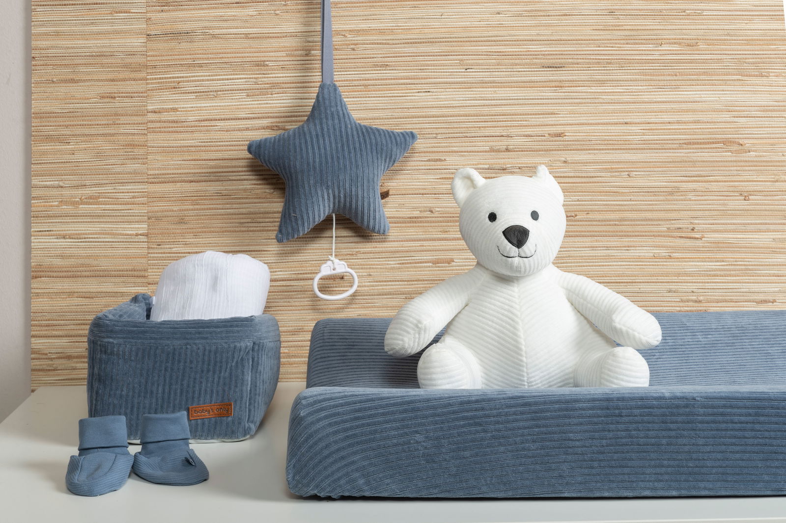 Stuffed bear Sense white