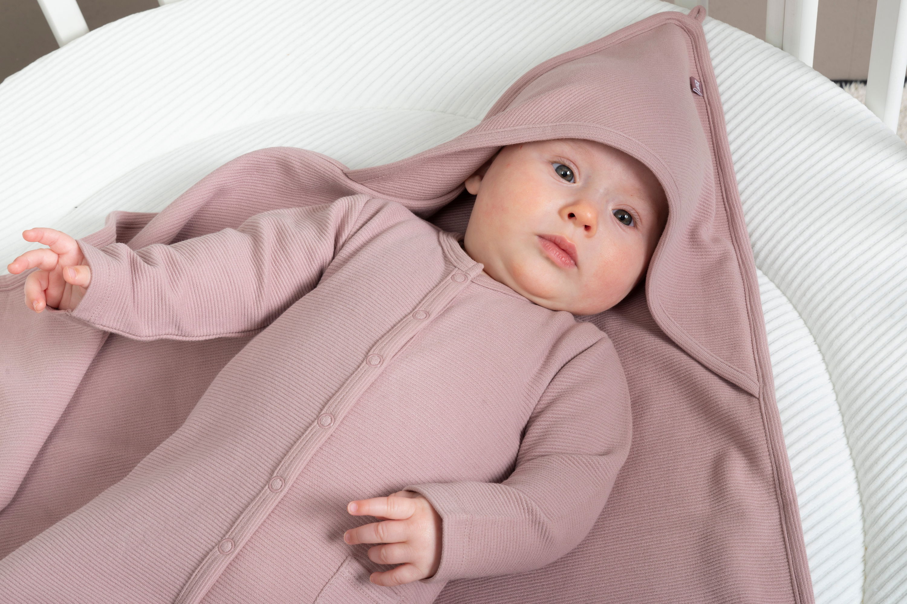 Hooded baby blanket Pure caramel - 75x75