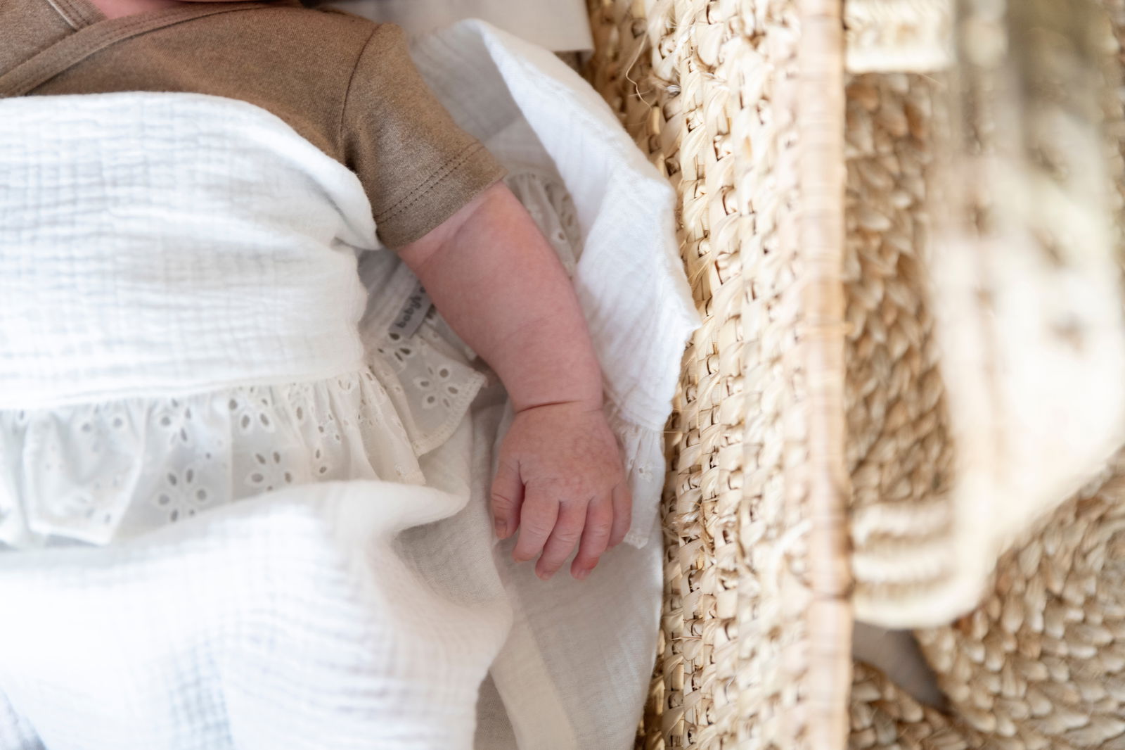 Drap berceau Calm warm linen - avec ruffle