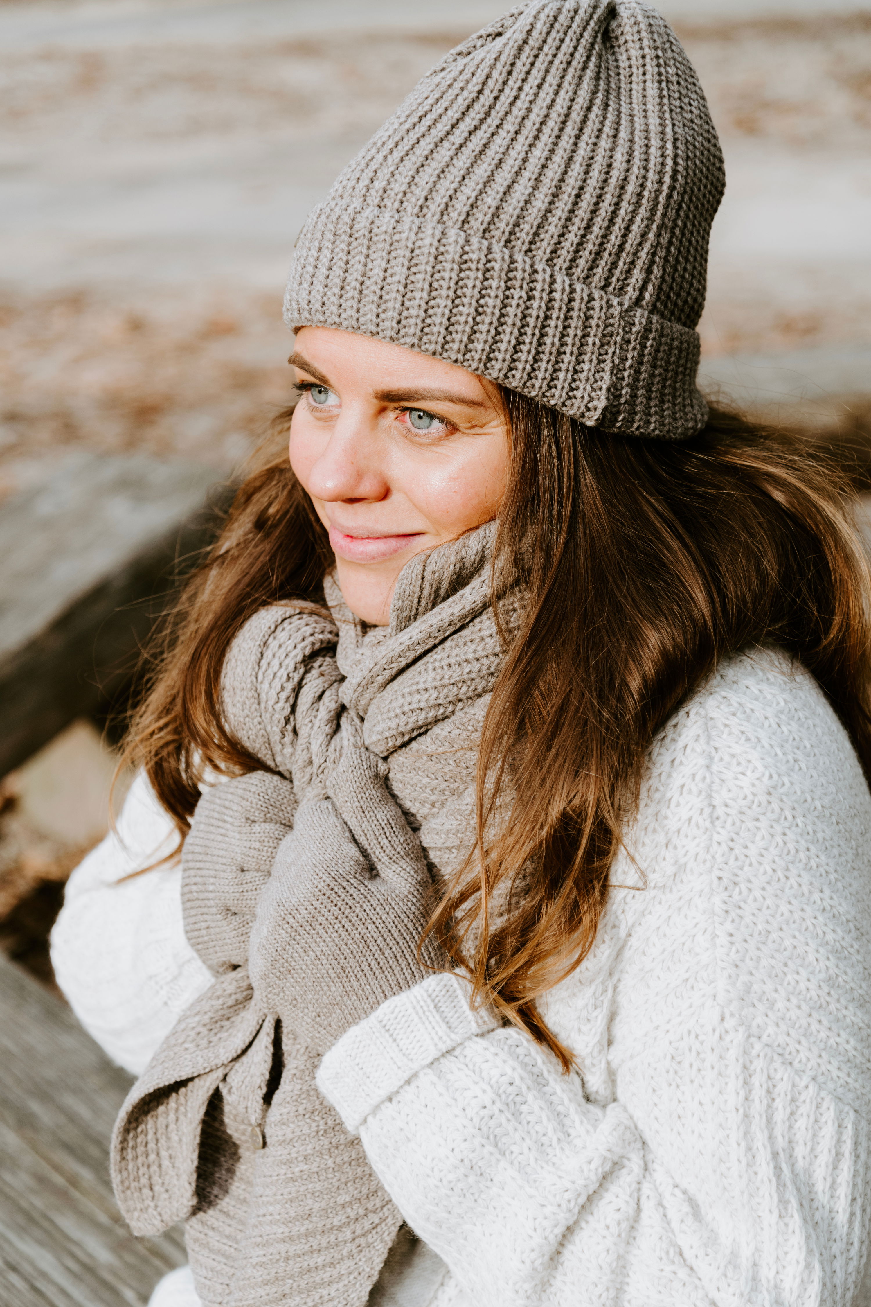 Beanie Glow hazel brown