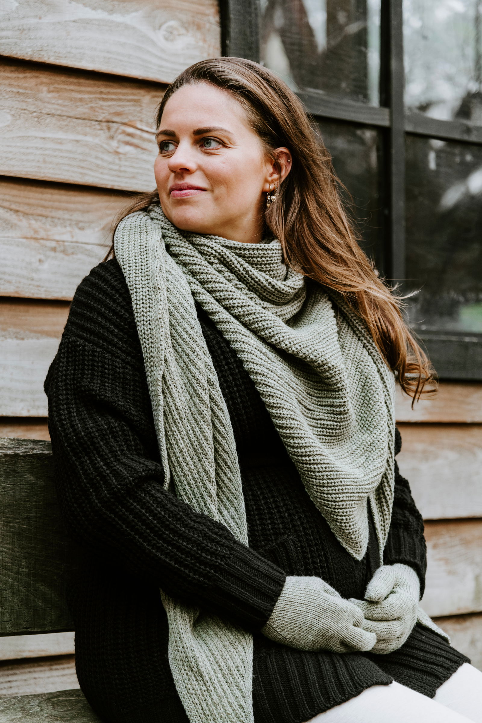 Triangle scarf Glow hazel brown