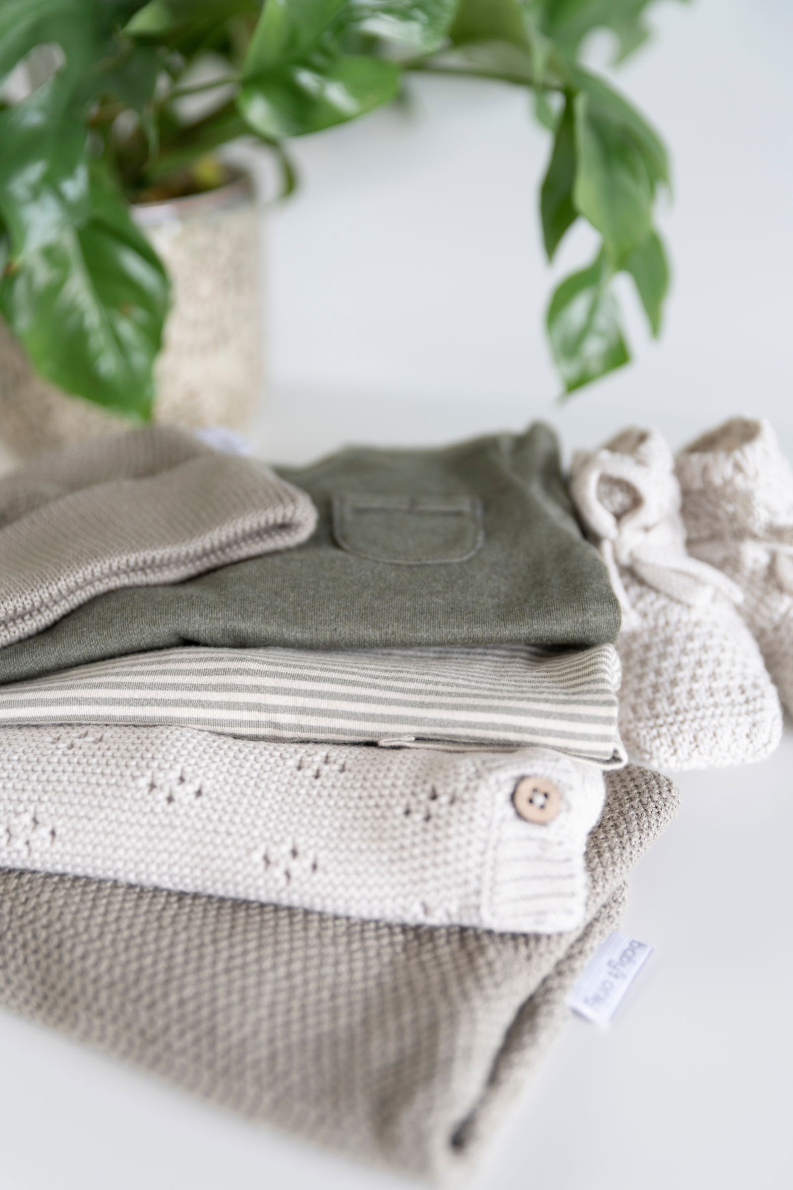 Truitje Flora warm linen - 68