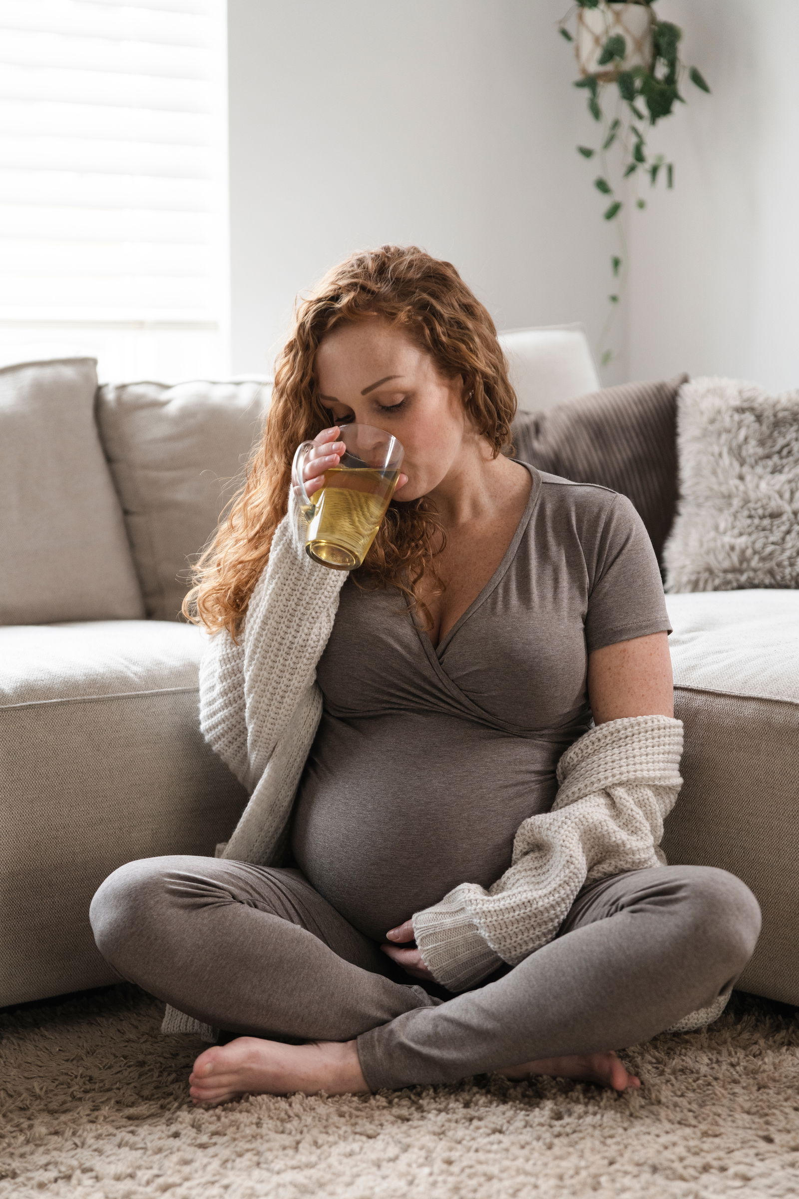 Zwangerschapsvest Glow hazel brown - S